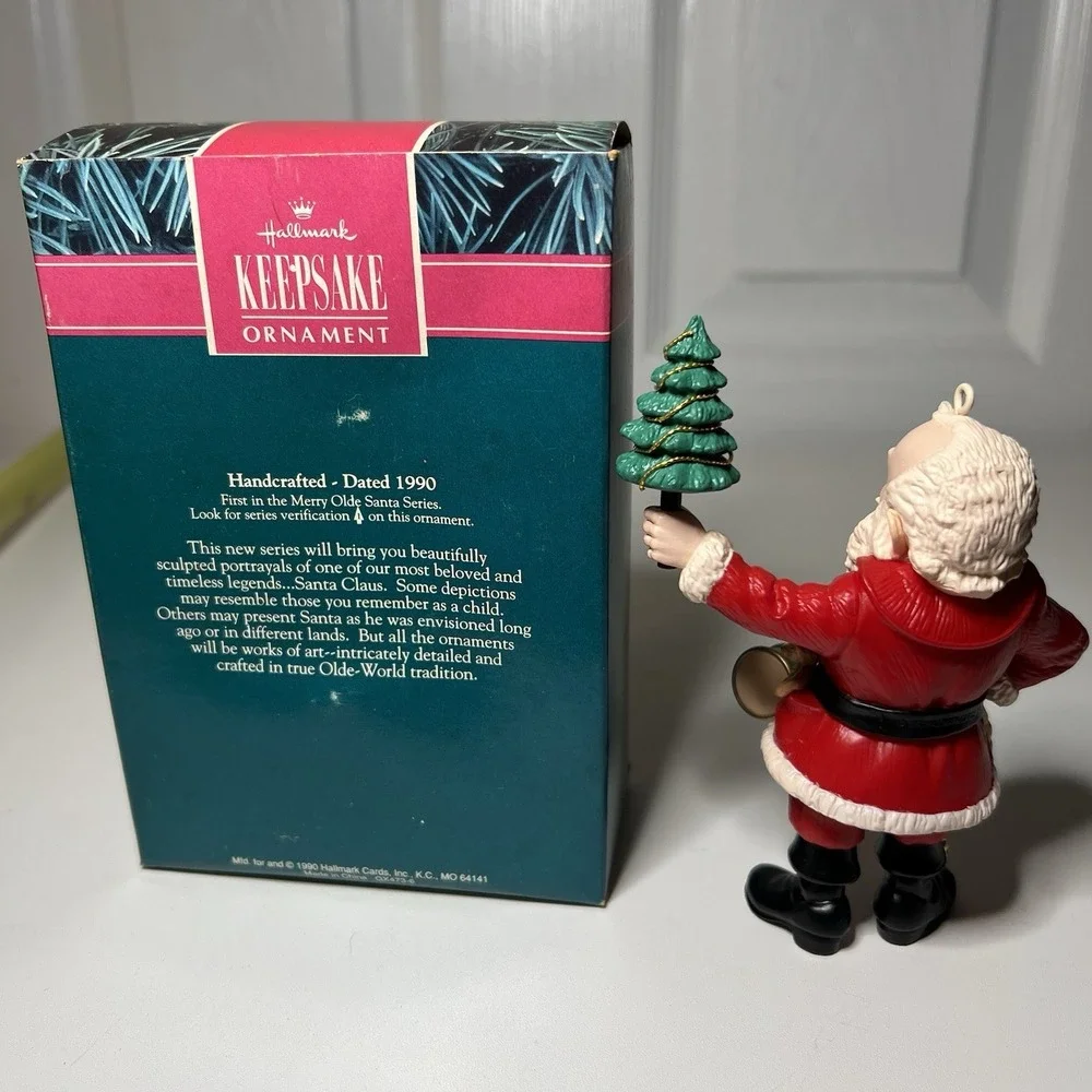 Hallmark Keepsake Ornament Merry‎ Olde Santa Christmas Tree  1990